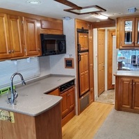 2004 Gulf Stream Sun Voyager 8378MXG RV, 5