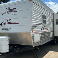 2006 Crossroads Zinger, 1