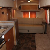 1968 Airstream Safari Land Yacht, 3