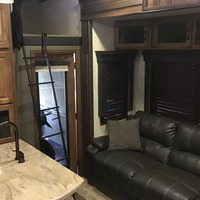 2014 KEYSTONE RAPTOR KING SUITE 332, 20