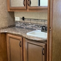 2014 Thor Motor Coach Chateau Series 33SW Scarlet HD-Max exterior with premium durable Gel-Coat, 5