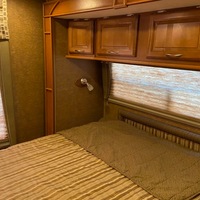 2015 Coleman Concorde 300ts, 13