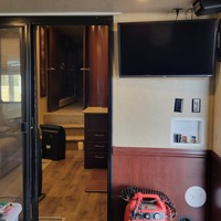 2015 Heartland Cyclone 3100, 5