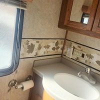 2005 Tiffin Allegro Bay 37DB 37DB, 18