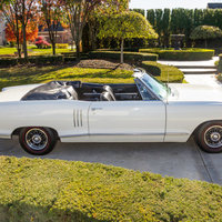 1966 Pontiac 2+2, 16