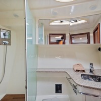 2012 Monterey 41 Sports Yacht, 11