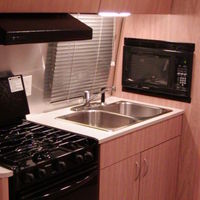 2003 Airstream Safari S25C WB, 3