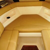 2006 Boston Whaler 320 Outrage Cuddy Cabin, 23