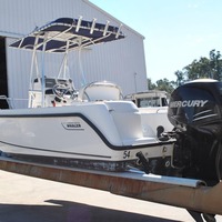 2008 Boston Whaler 210 Outrage, 5