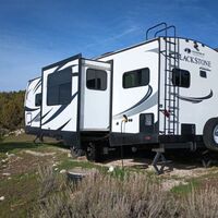 2017 Outdoors RV Mountain Series Blackstone 250 RKS, 3