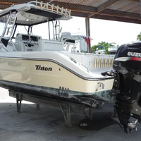 2007 Triton Boats 351 Express, 2