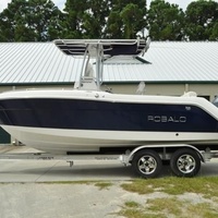 2017 Robalo R222 Center Console, 3