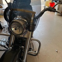 2005 Harley-Davidson FLHRS Road King Custom, 1