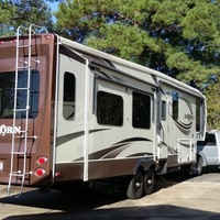 2015 Heartland Big Horn 3570RS, 19