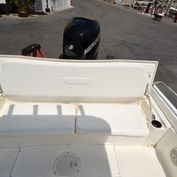 2009 Boston Whaler 230 Dauntless, 19