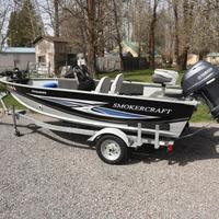 2016 Smoker Craft Resorter 151, 1