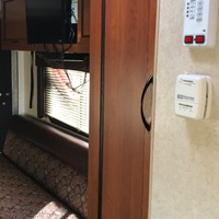 2015 Powerlite by Pacific Coachworks Ultra Lite 18XLE, 5