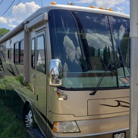 2004 Newmar Mountain Aire 4301, 2