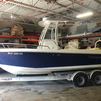 2011 Everglades Boats 230CC Center Console, 5