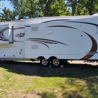 2012 Jayco 351 MKTS Eagle Premier, 3