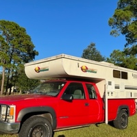 2008 Outfitter Apex 8 - pop up Truck Camper for long bed truck, 0