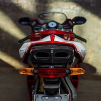 2003 Ducati 999S, 4