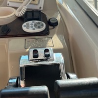 2002 Rinker 342 Fiesta Vee, 25