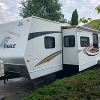 2009 Jayco Eagle 324 BHDS, 0