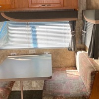 2006 Coachmen Spirit of America 525TBS, 11