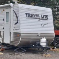 2017 Travel Lite Express E14X w/rear flip out bed, 2