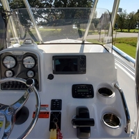 2014 Sea Hunt Triton 210, 15