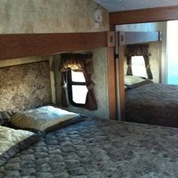2011 Keystone Montana, 14