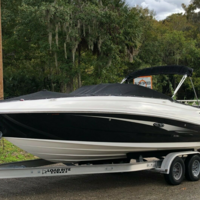 2015 Sea Ray 240 Sundeck, 2