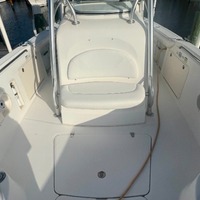 2005 Boston Whaler 320 Outrage, 7