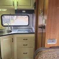 2012 Thor Majestic 19G, 10