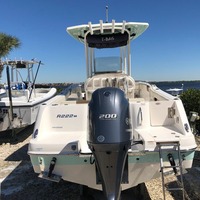 2017 Robalo R222 Center Console, 2