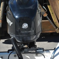 2008 Boston Whaler 210 Outrage, 12