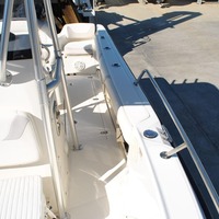 2008 Boston Whaler 210 Outrage, 8