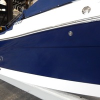 2010 Robalo R227 Dual Console, 4