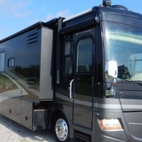 2008 Fleetwood Discovery RV, 2