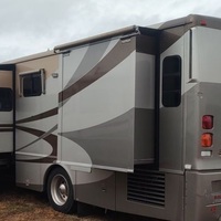 2003 Winnebago Journey DL RV, 2