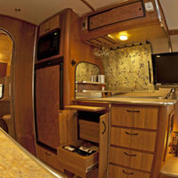 1970 Airstream Caravanner Land Yacht, 5