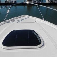 2006 Boston Whaler 320 Outrage Cuddy Cabin, 19