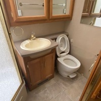 2003 Fleetwood Bounder RV, 1