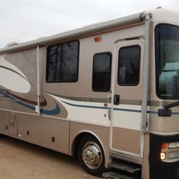 2000 Freightliner Fleetwood Discovery RV, 0