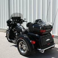 2009 Harley Davidson FLHTCUTG Tri Glide Ultra Classic Trike, 3