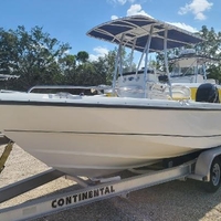 2005 Boston Whaler 210 Outrage, 1