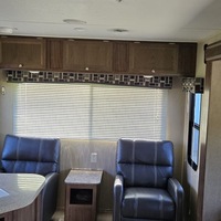 2017 Coleman CTS270RL Yukon Package & Lantern Package, 19
