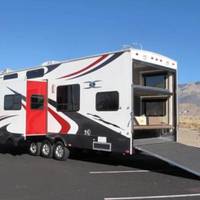2008 Keystone FUZION FZ373, 17