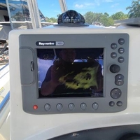 2005 Boston Whaler 210 Outrage, 17